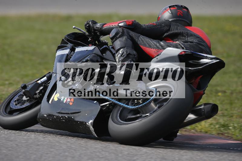 Archiv-2023/74 28.09.2023 Speer Racing ADR/Gruppe rot/backside